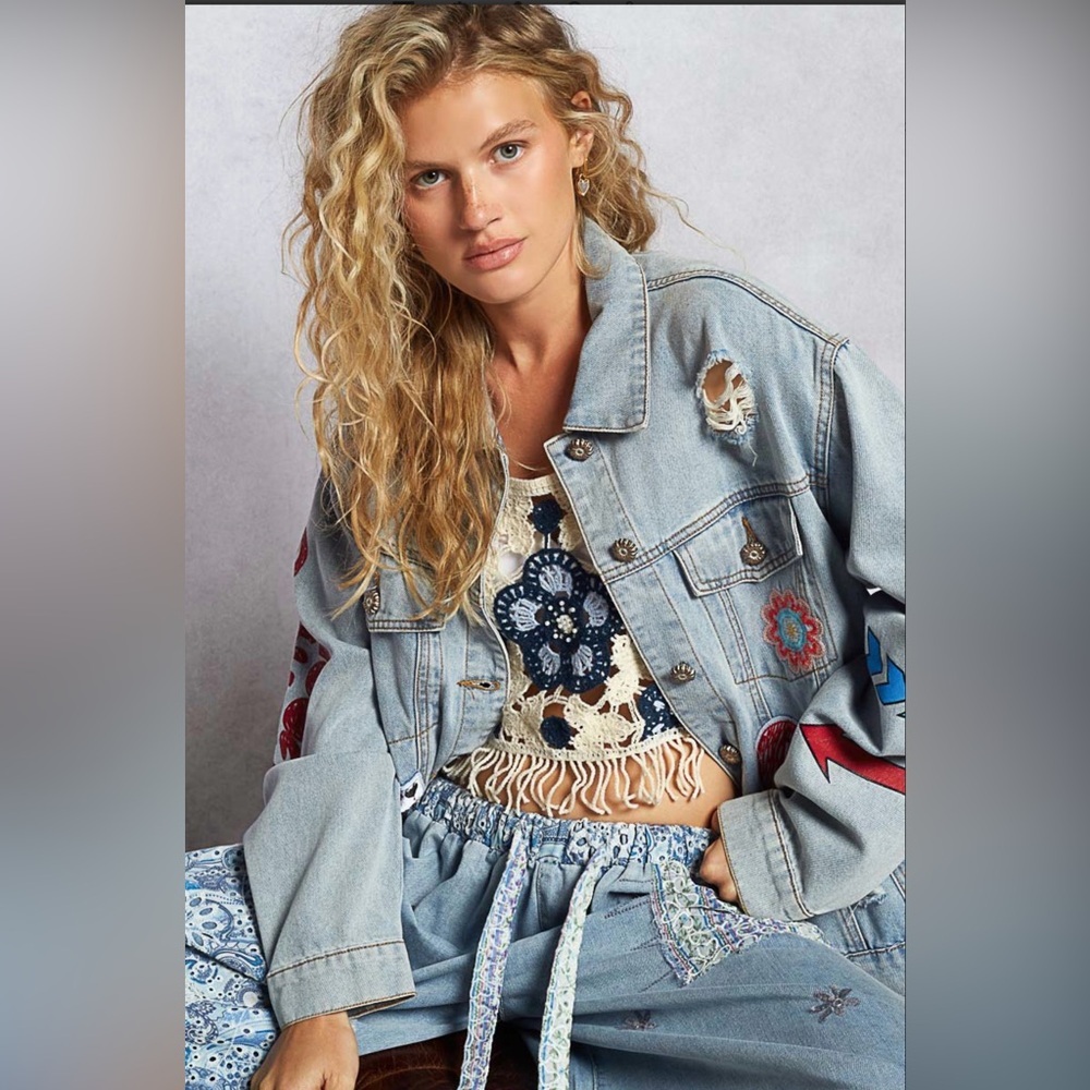 POL SMJ408 HOST PICK 🎉🎉🎉Denim Jacket with Colorful Patches - Picture 10 of 10